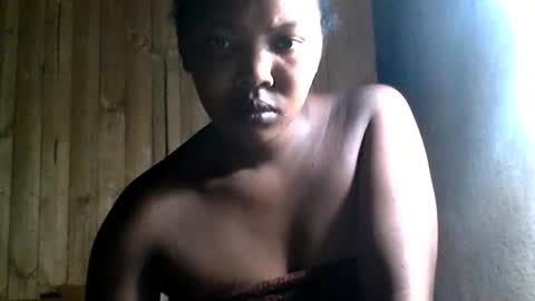 Snapshot of stephanie172 chatting on November 14, 1:04 am stephanie172 online show from November 14, 1:04 am