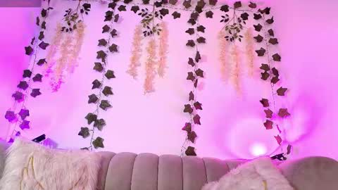 Sofia online show from February 9, 1:04 pm