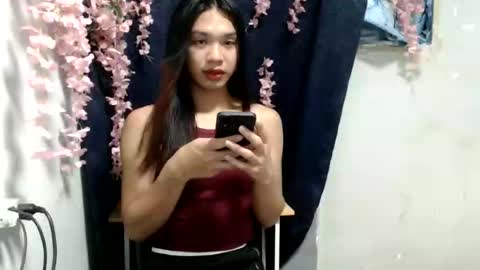 Snapshot of stephanie_zee chatting on June 10, 12:37 pm stephanie_zee online show from June 10, 12:37 pm