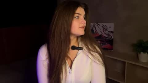 Snapshot of stephanieemiller chatting on October 7, 12:41 am Steph online show from October 7, 12:41 am