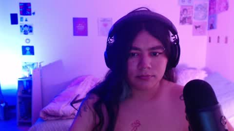 Snapshot of stephanifox chatting on December 14, 4:34 am Stephanie online show from December 14, 4:34 am