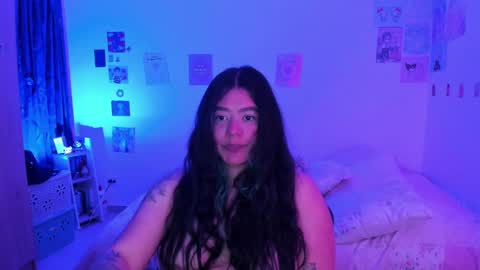 Snapshot of stephanifox chatting on December 26, 12:57 am Stephanie online show from December 26, 12:57 am