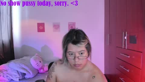 Snapshot of stephanifox chatting on September 19, 7:58 pm Stephanie online show from September 19, 7:58 pm