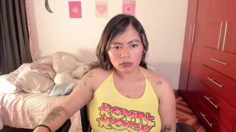 Stephanie  online show from November 18, 1:22 am