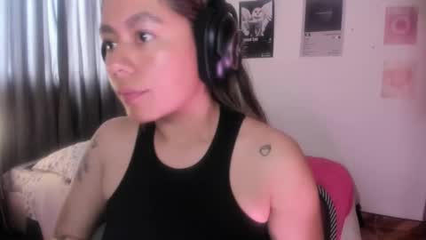 Stephanie  online show from March 4, 8:37 pm