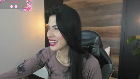 Snapshot of stephanya_ chatting on April 13, 8:36 pm S T E P H A N Y A online show from April 13, 8:36 pm