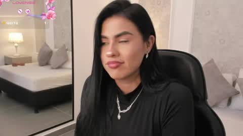 Snapshot of stephanya_ chatting on May 21, 8:27 pm S T E P H A N Y A online show from May 21, 8:27 pm