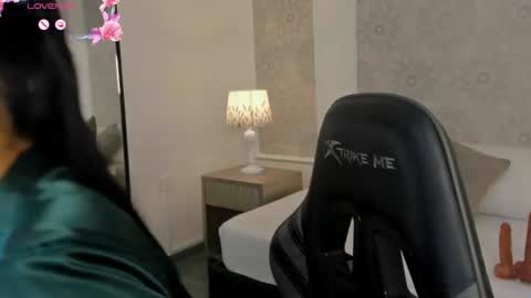 Snapshot of stephanya_ chatting on July 24, 1:20 pm S T E P H A N Y A online show from July 24, 1:20 pm