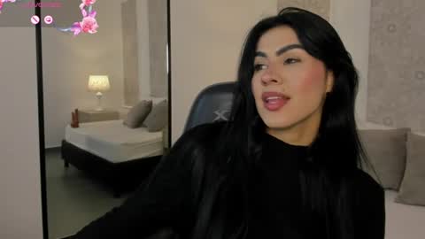 Snapshot of stephanya_ chatting on July 25, 12:47 pm S T E P H A N Y A online show from July 25, 12:47 pm
