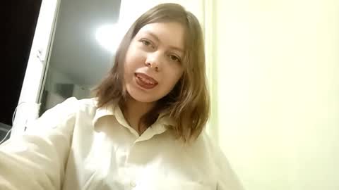 Snapshot of stephanyfuerte chatting on December 18, 2:45 pm Jessica online show from December 18, 2:45 pm