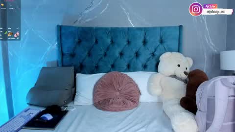 Snapshot of stephanysc chatting on April 23, 12:45 am Stefanny online show from April 23, 12:45 am