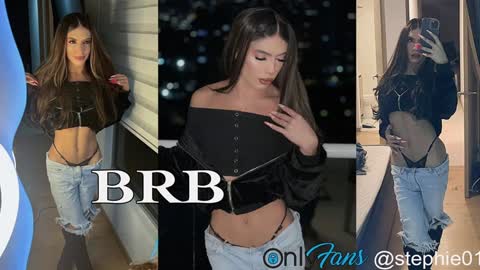 Snapshot of stephie01 chatting on January 31, 6:46 am estefania online show from January 31, 6:46 am