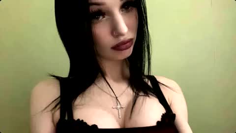 Snapshot of stephniesolie chatting on November 30, 6:06 am StephanI online show from November 30, 6:06 am