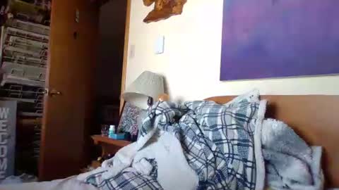 Ian23602 online show from March 2, 3:30 pm