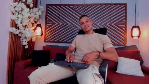    online show from February 3, 10:26 pm