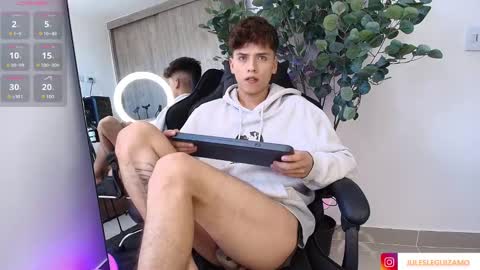 Snapshot of stev_austin_ chatting on September 9, 5:45 pm Stev austin online show from September 9, 5:45 pm