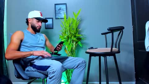 Steve  online show from October 17, 11:57 am