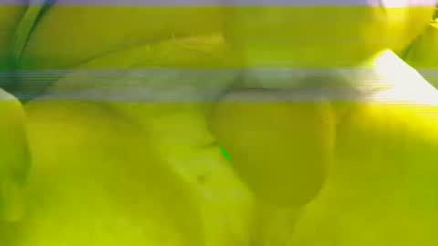 Snapshot of steve093066 chatting on October 3, 3:03 am Steve online show from October 3, 3:03 am