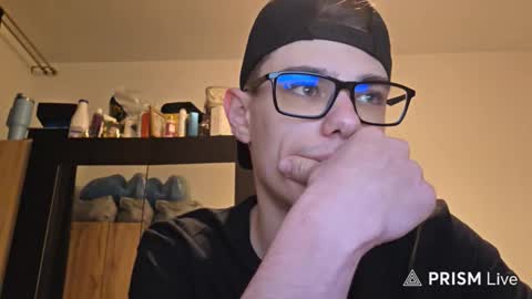 Steve371967 online show from December 22, 6:16 pm