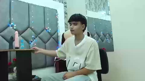 Snapshot of steve_hotman_ chatting on March 25, 1:28 pm Steve Hotman online show from March 25, 1:28 pm