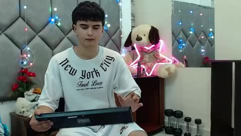 Steve Hotman  online show from May 11, 4:04 pm