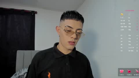 Snapshot of steveen_1604 chatting on January 9, 10:41 pm Stevenn online show from January 9, 10:41 pm