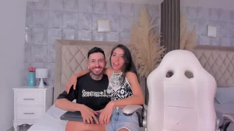 stevenandlaura_ online show from May 14, 8:59 pm