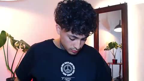 Snapshot of stevennavarro chatting on March 22, 2:04 am Daniel Steven Navarro online show from March 22, 2:04 am