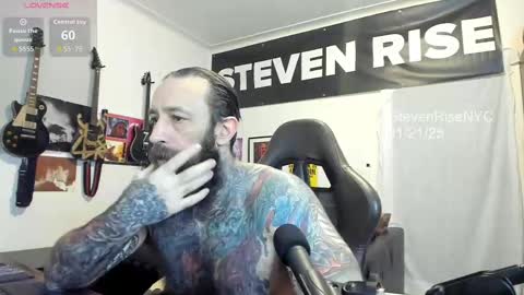 StevenRiseNYC online show from November 22, 12:53 am