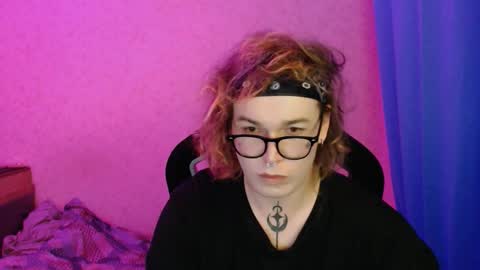 Snapshot of stevenspirs chatting on November 6, 5:25 pm Steve online show from November 6, 5:25 pm