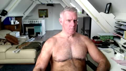 Snapshot of stevetwo chatting on March 23, 12:20 pm stevetwo online show from March 23, 12:20 pm