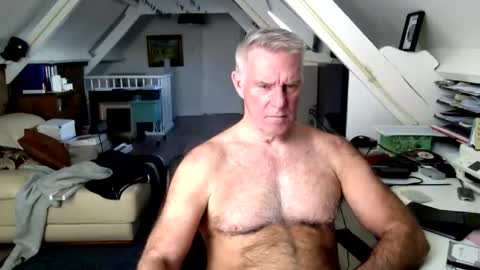 Snapshot of stevetwo chatting on March 25, 1:28 pm stevetwo online show from March 25, 1:28 pm