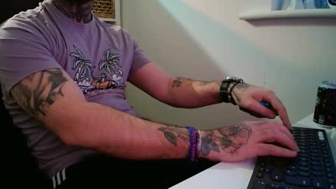 stevie_rae online show from November 4, 4:28 pm