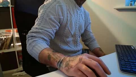 stevie_rae online show from November 13, 4:17 pm