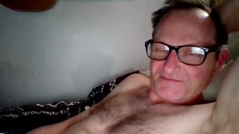 steviehard7 online show from January 17, 4:39 am