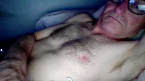 steviehard7 online show from January 27, 8:18 am