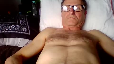 steviehard7 online show from February 12, 7:56 pm