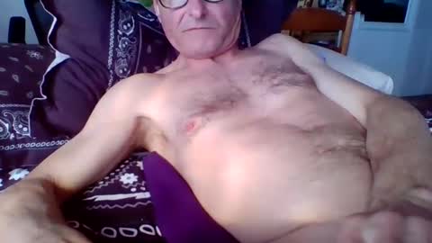steviehard7 online show from February 18, 10:25 pm