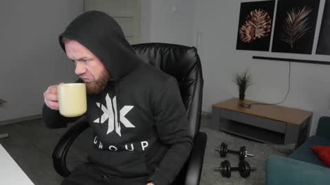 Snapshot of stewart_benzo chatting on January 9, 7:11 am Stewart Barnz online show from January 9, 7:11 am