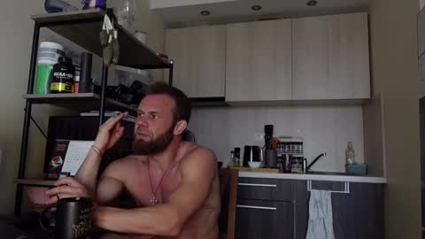 Snapshot of stewart_benzo chatting on February 7, 9:35 am Stewart Barnz online show from February 7, 9:35 am