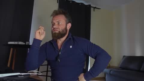 Stewart Barnz online show from March 31, 2:06 pm