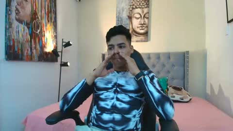 Snapshot of stewart_mateo_ chatting on September 16, 3:07 am stewart online show from September 16, 3:07 am