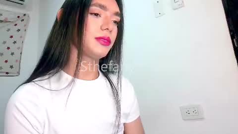 sthefany2512 online show from June 17, 1:19 am