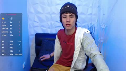 Snapshot of stich_23 chatting on April 25, 6:16 pm Stich online show from April 25, 6:16 pm
