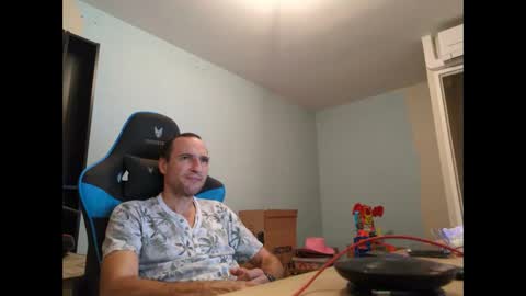 stickolive1 online show from September 10, 9:48 pm