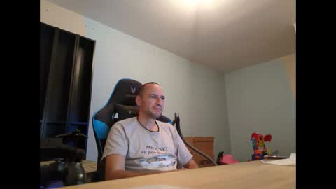 stickolive1 online show from September 13, 9:03 pm