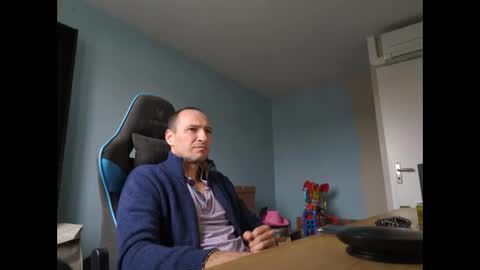 stickolive1 online show from September 24, 10:40 am