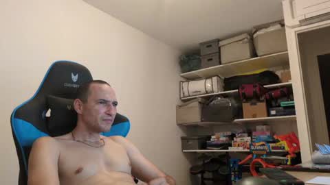 stickolive1 online show from June 17, 9:16 pm