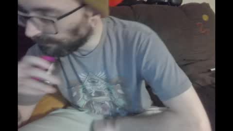 stickywhiteslime online show from April 3, 9:07 am