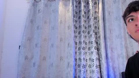 Snapshot of stiiveen_24cm chatting on February 24, 2:09 am Stiven brendan online show from February 24, 2:09 am